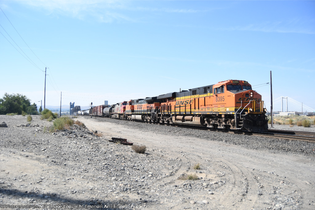 BNSF 8395, 1047, & 736